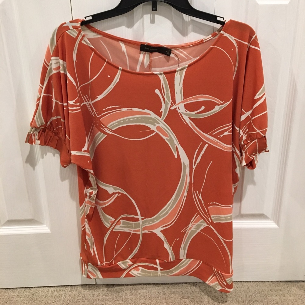 Women’s top Size M The Limited NWT